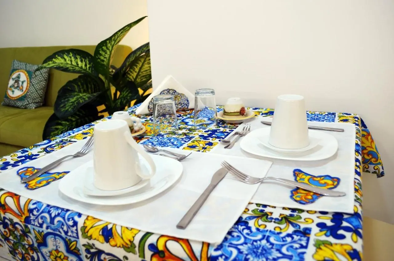 Couette-café Casa Canali Palerme Italie